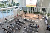 公開審査会の様子